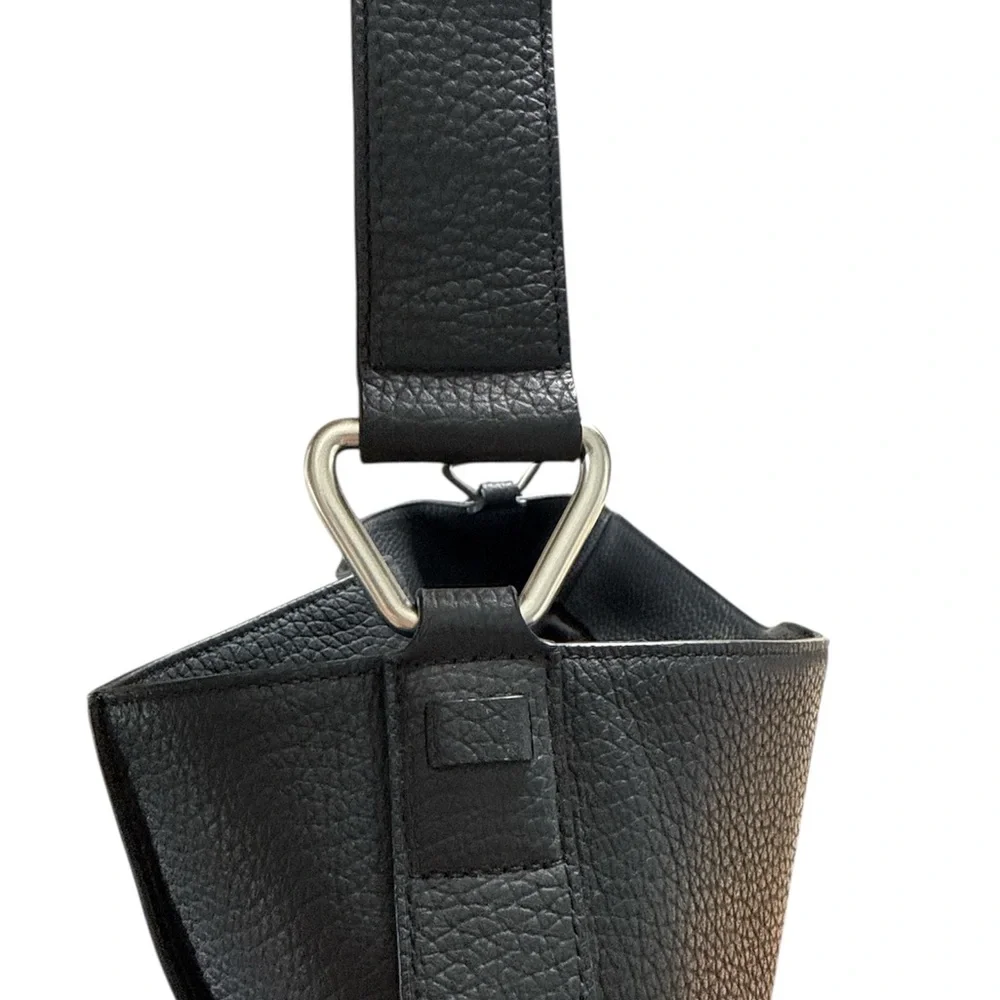 ALLSAINTS Captain North South Leather Tote in black - Picture 4 of 9